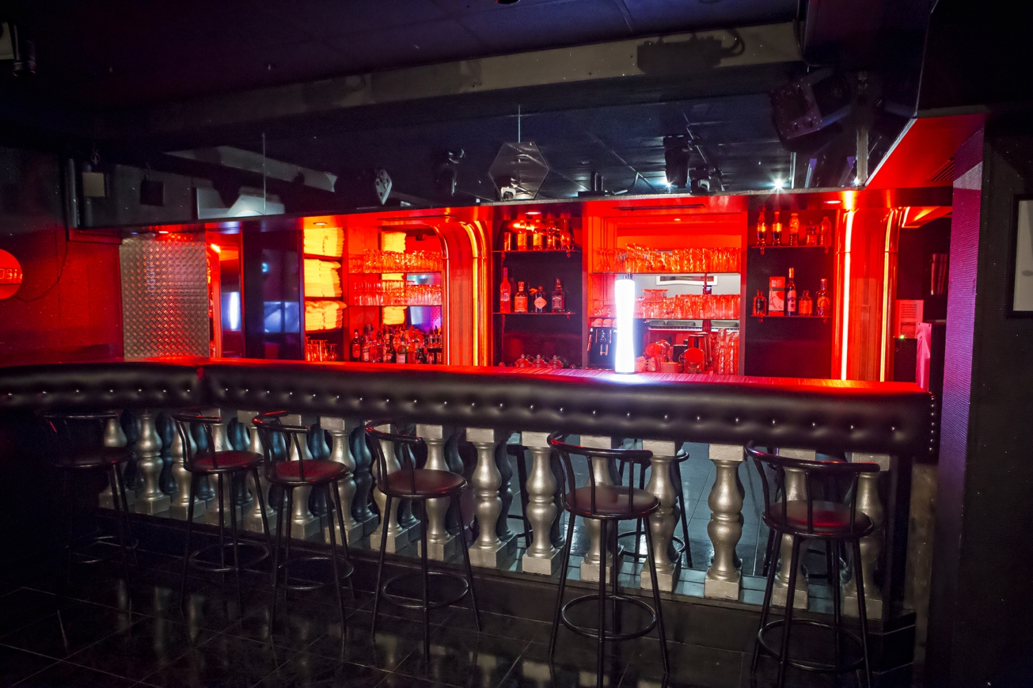 Le Sycret Boite de nuit échangiste haut de gamme et branchée près des Vosges